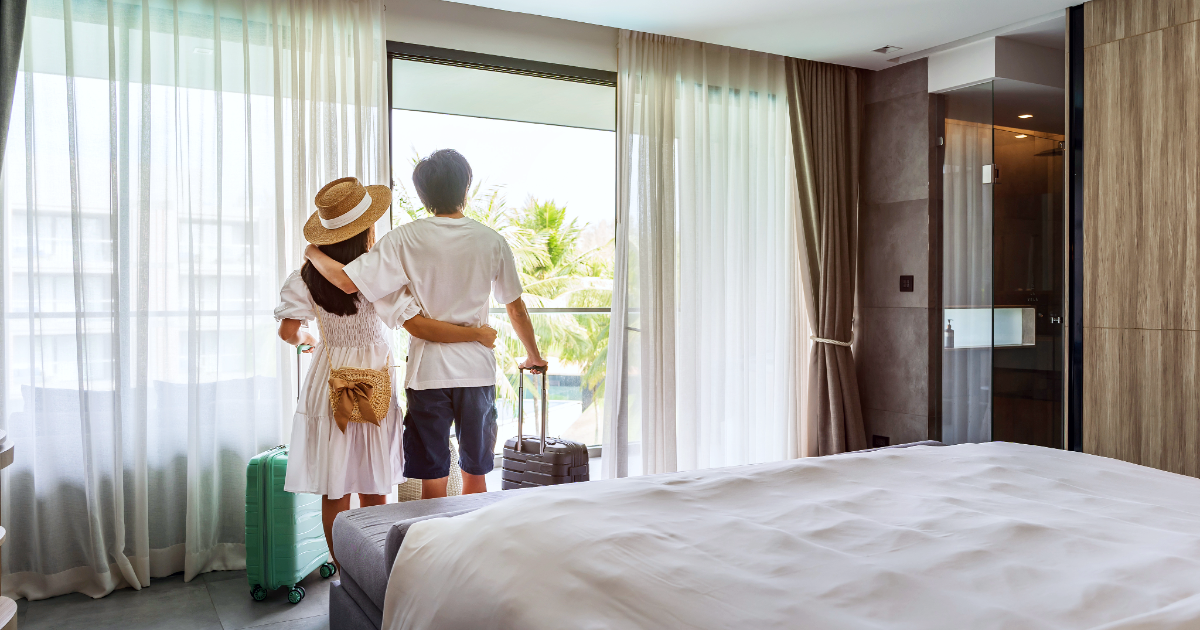 Oxford Massachusetts Couple traveling for the holidays at a hotel